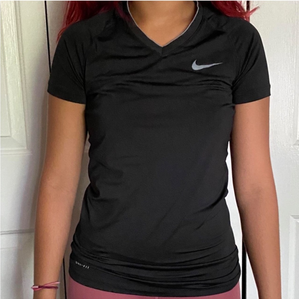 Nike Pro Athletics Black Short Sleeve Women's Tee - Picture 3 of 5